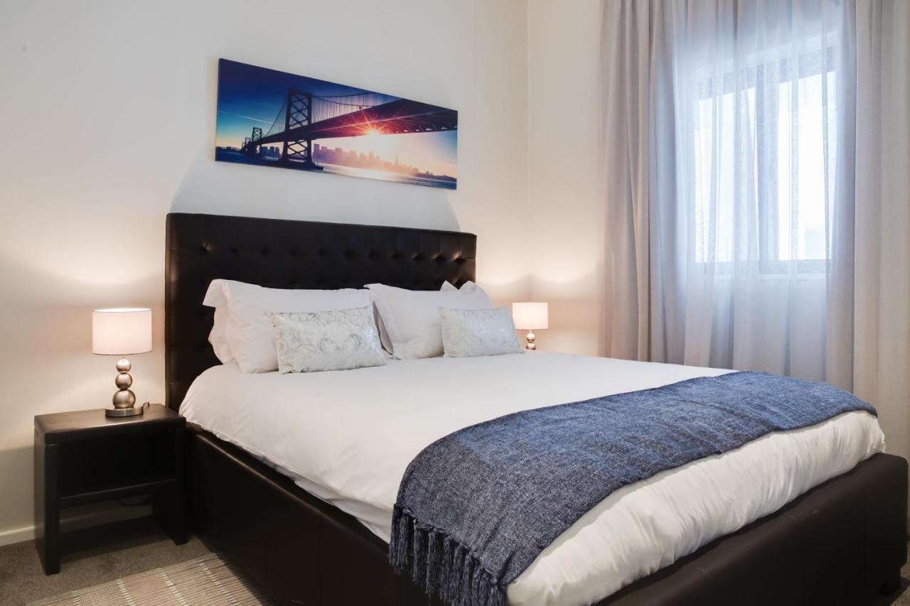 Axis - Century Self Catering * Cape Town